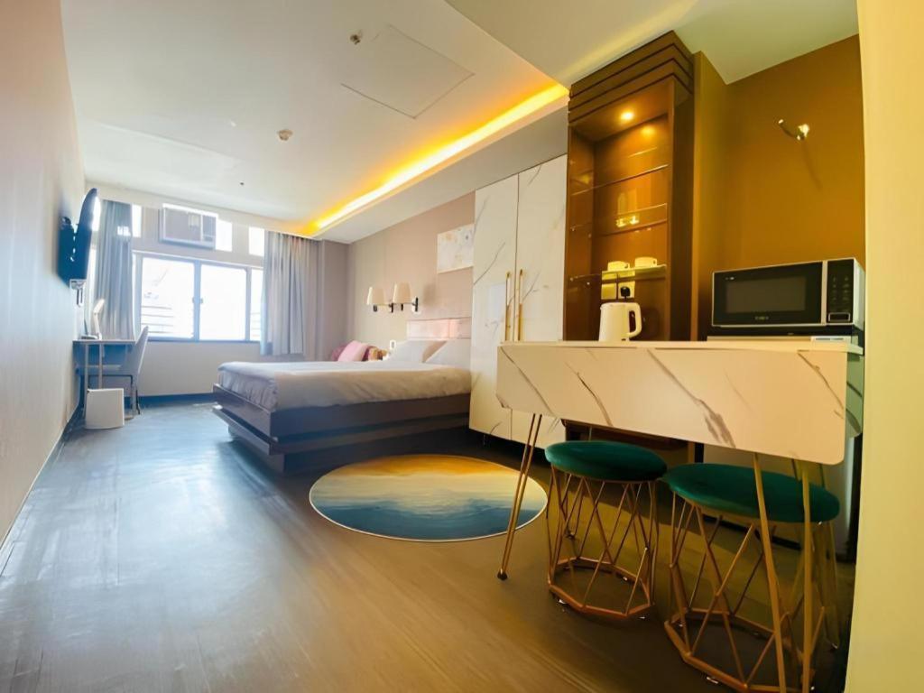 Sunny Day Hotel, Mong Kok 3*
