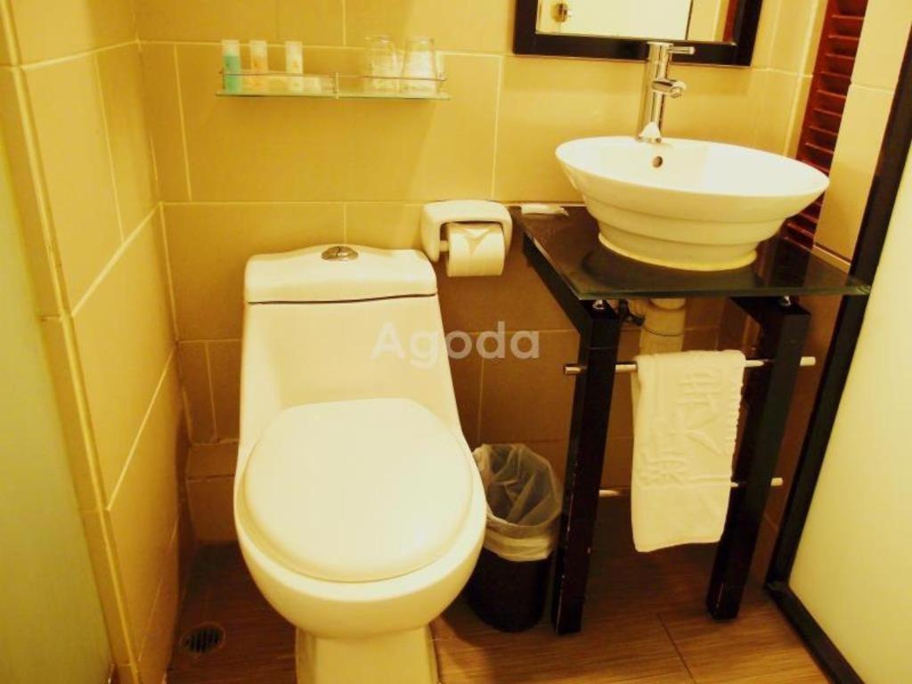 Sunny Day Hotel, Mong Kok Hotel 3*