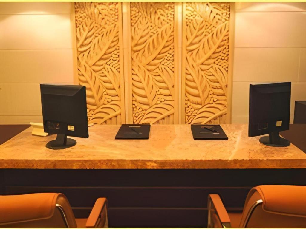 Sunny Day Hotel, Mong Kok Hotel 3*