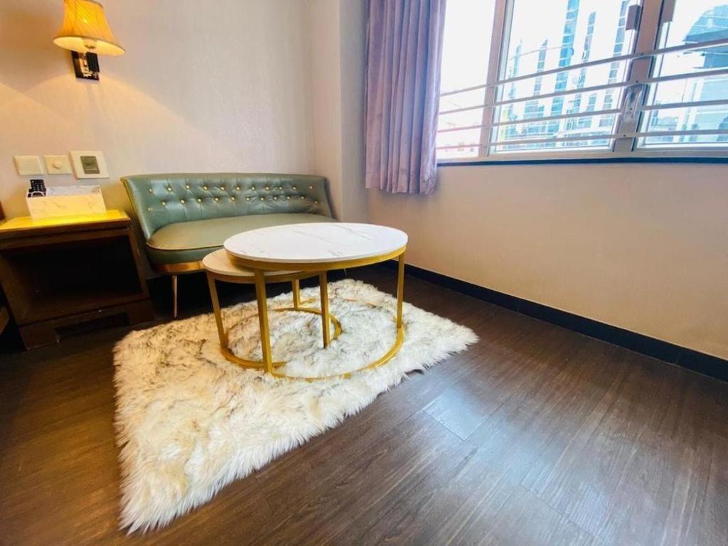 Sunny Day Hotel, Mong Kok