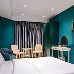 Sunny Day Hotel, Mong Kok